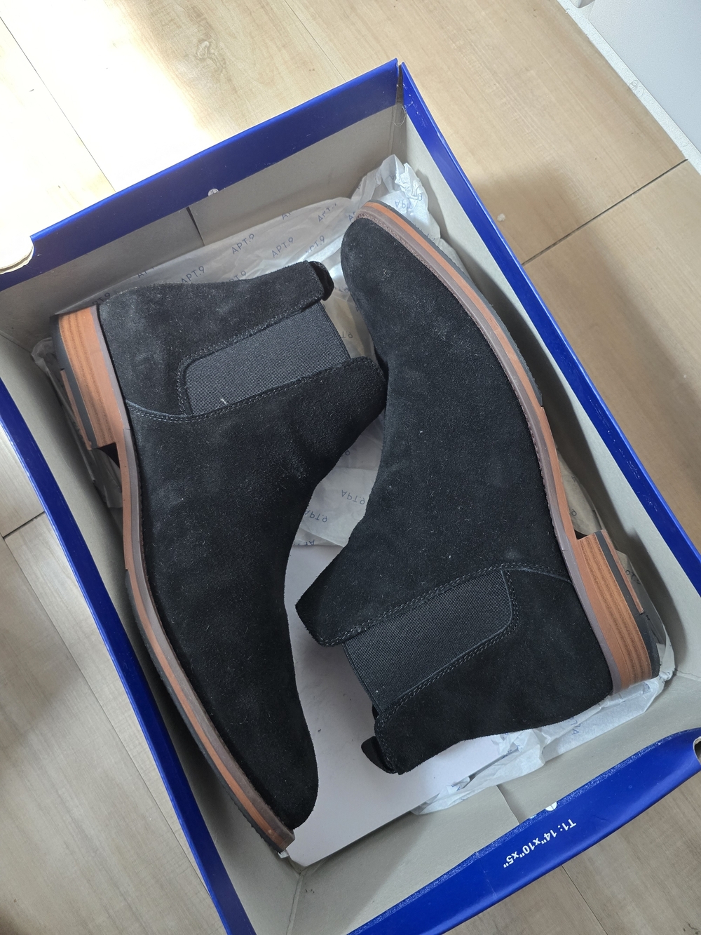 Apt. 9 Black Suede Chukka Boots with Brown Sole